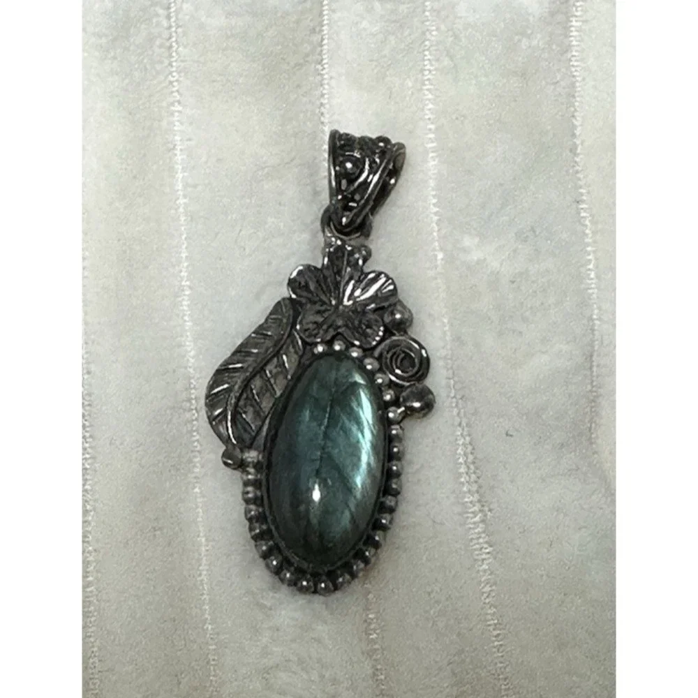 VTG LABRADORITE PENDANT set in Sterling Silver Flower & Leaf‎ Design SEE PICS